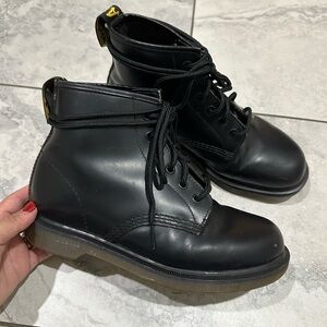 VINTAGE Made in England Dr. Martens